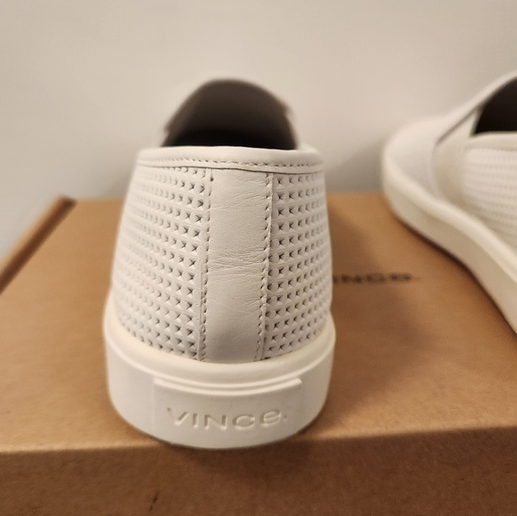 Like new - Vince Perforated white Leather Blair Sneaker 6.5 - Picture 6 of 11